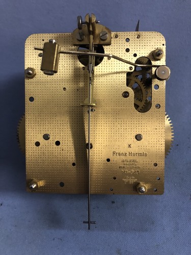 Hermle 141 040 clock - hermle,