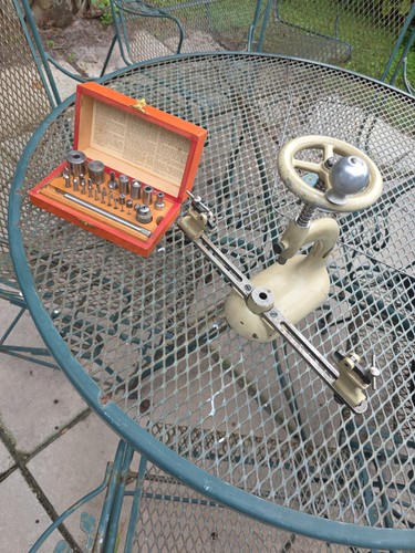 Bergeon clock bushing tool - bushing,